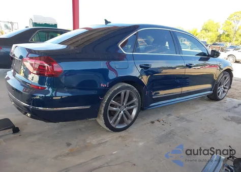 2019 Volkswagen Passat 2.0T Se R-Line из США, поврежденный, VIN 1VWMA7A37KC011365